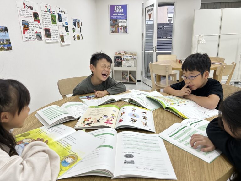 W Global Academy SEA 靭公園前校の様子